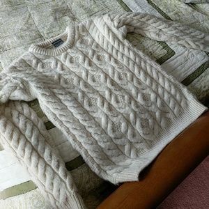 Aran Irish Wool Sweater in Ivory